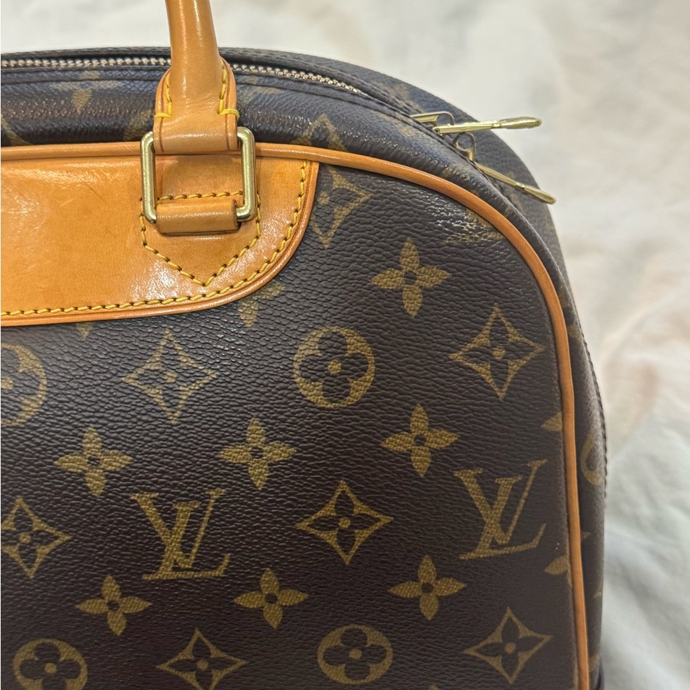 Louis Vuitton Brown Monogram Trouville Handbag - Picture 13 of 16